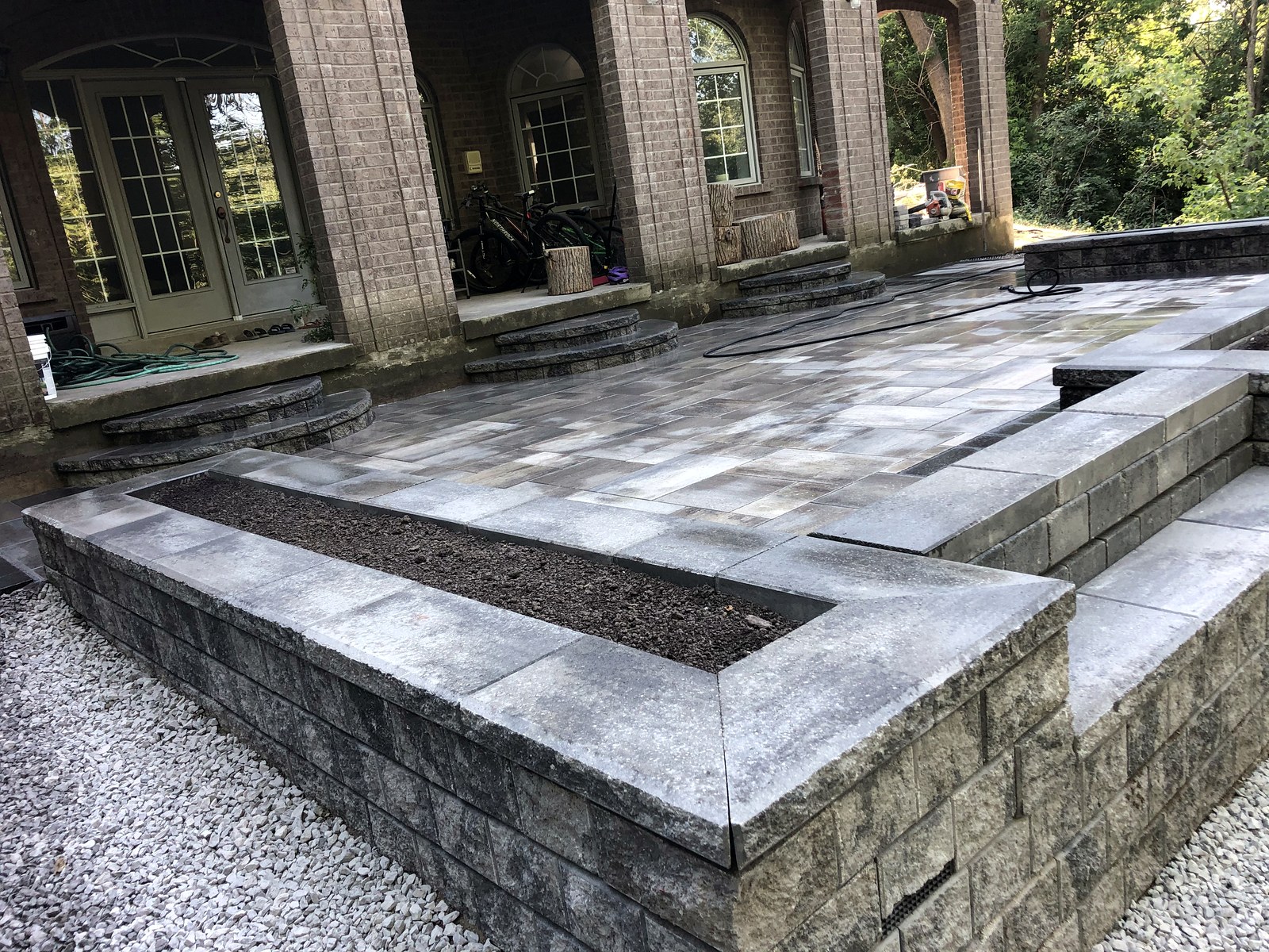 Retaining wall and paver detail